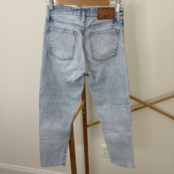 Moussy Lt Wash Slim Straight Crop Jean (Sz 24) 100% Cotton Mid Rise Button Front - Picture 6 of 11